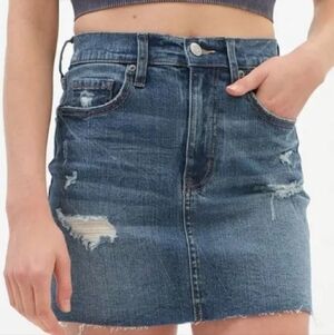 Aero Distressed Denim Blue Jean Skirt High Waist Frayed Hem Women's Size 6 EUC